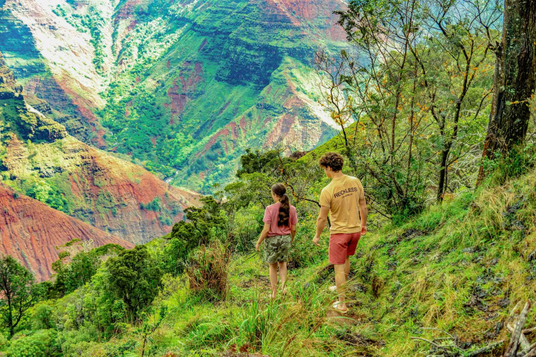 Kauai Hiking shutterstock 
